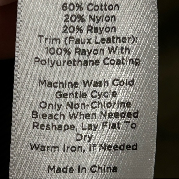 Talbots Olive Green Rainy Day Rain Boots Themed Pullover Knit Sweater Sz M - Picture 14 of 14